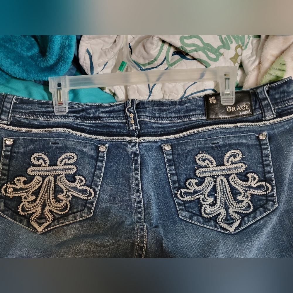 Women's jeans - Picture 3 of 3